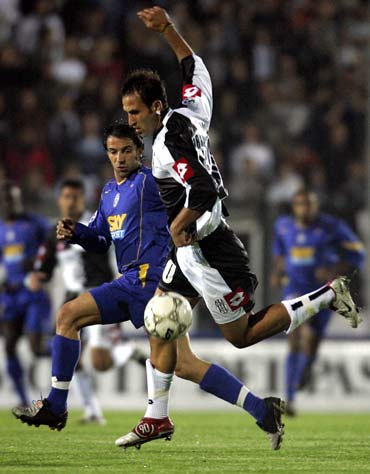 唐斯13中9 尼克斯6连斩开拓者