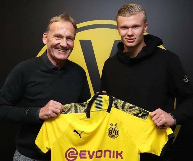 Here we go！罗马诺：曼城20岁前锋劳伦斯将租借至卢顿